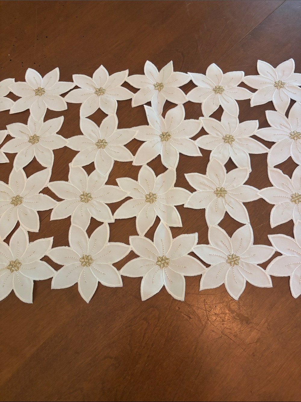 White Floral Lace Table Runner